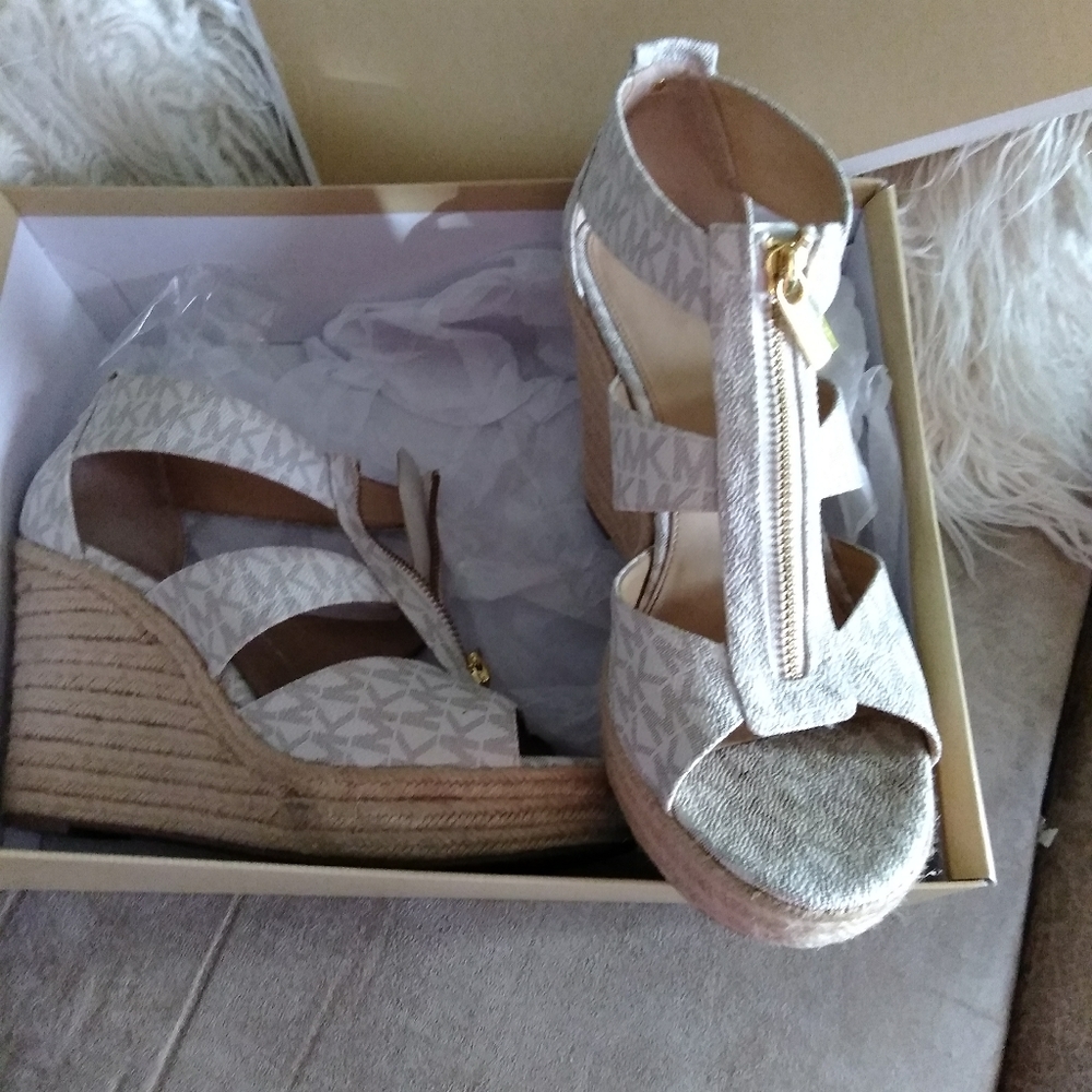 Michael Kors Damita wedge heel